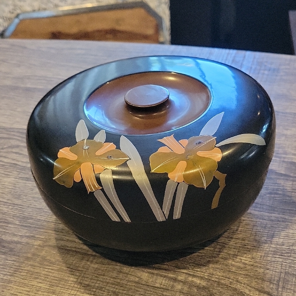 Natsume Black Floral Lacquered Bowl/ Tea Ritual Caddy/ VINTAGE, Rare